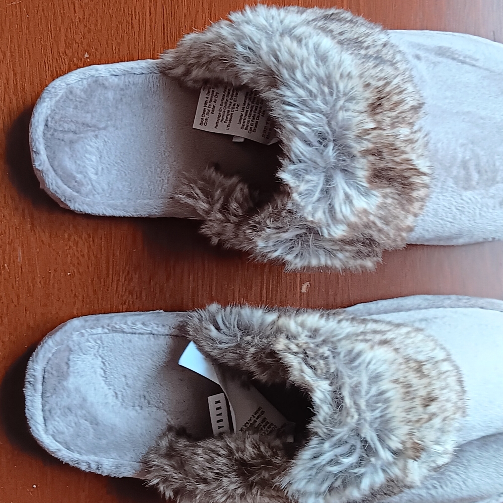 Pottery Barn Gray and Brown Women's Slippers